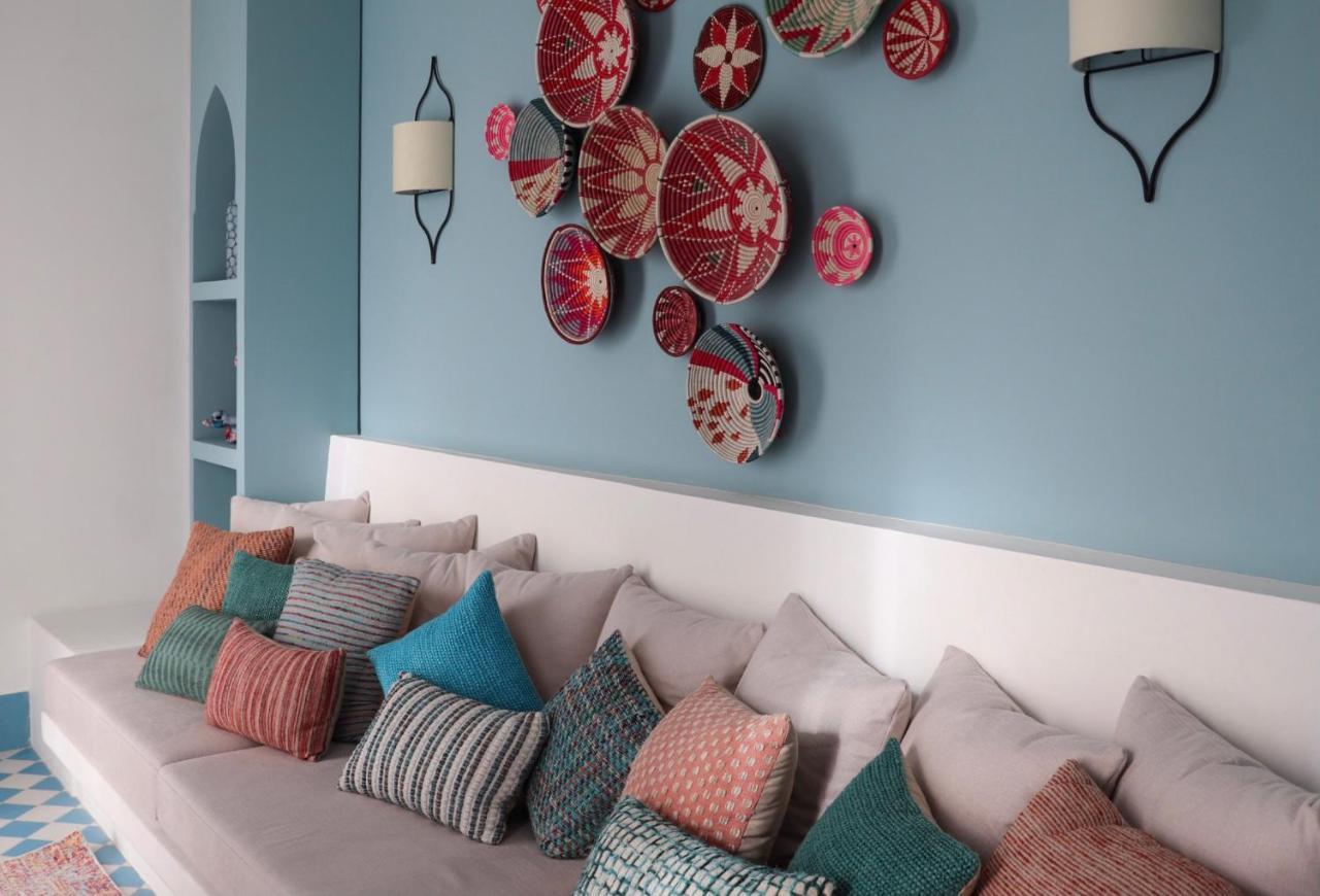Cloud 7 Residences Ayla Aqaba Exteriör bild A Moroccan interior