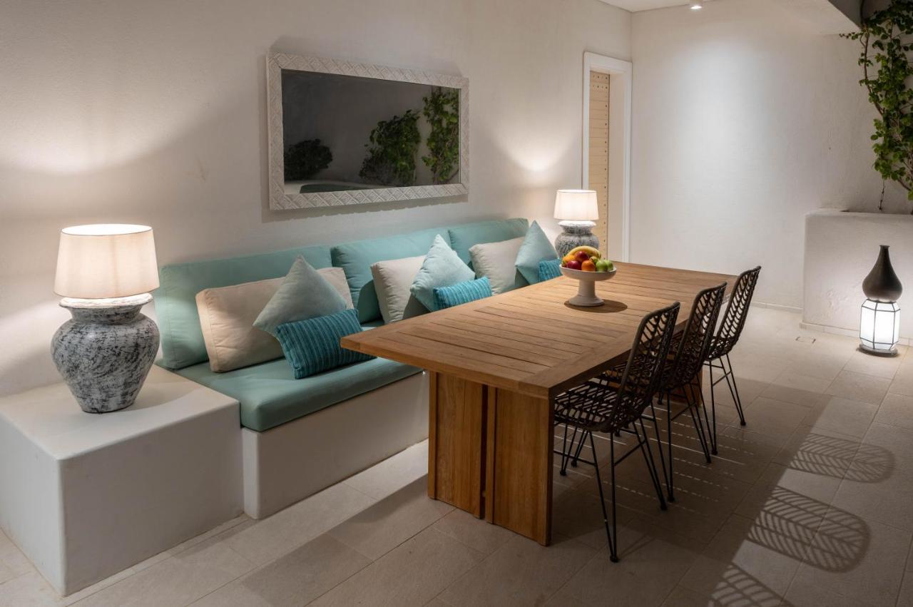 Cloud 7 Residences Ayla Aqaba Exteriör bild A dining room