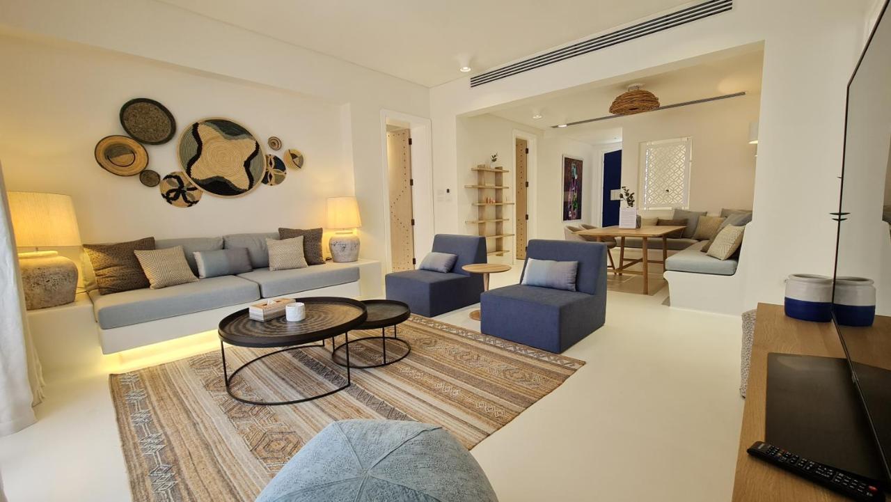 Cloud 7 Residences Ayla Aqaba Exteriör bild Interior of a suite at the resort